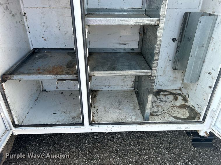 image for item EG1046 2007 Ford F750 Super Duty  utility / service truck