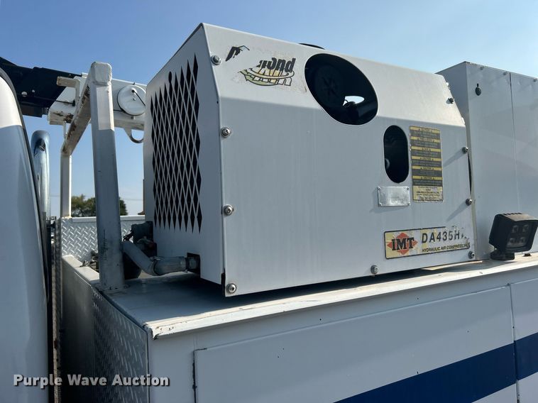 image for item EG1046 2007 Ford F750 Super Duty  utility / service truck