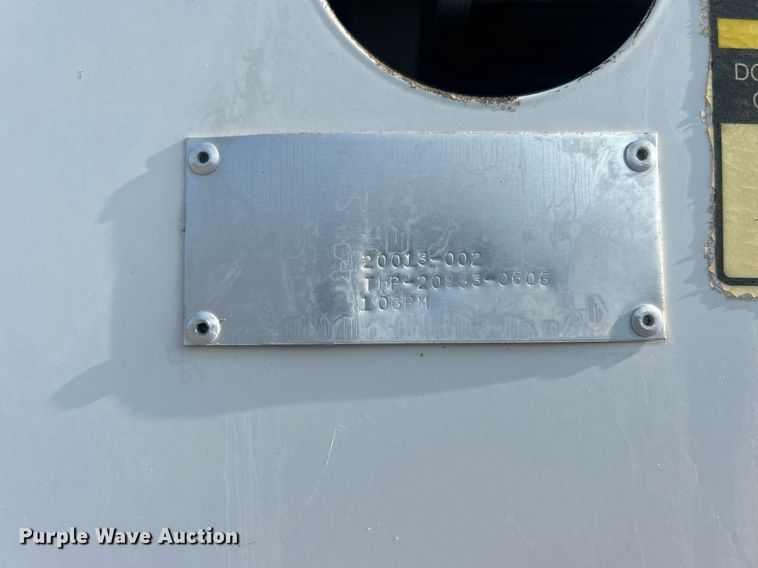 image for item EG1046 2007 Ford F750 Super Duty  utility / service truck