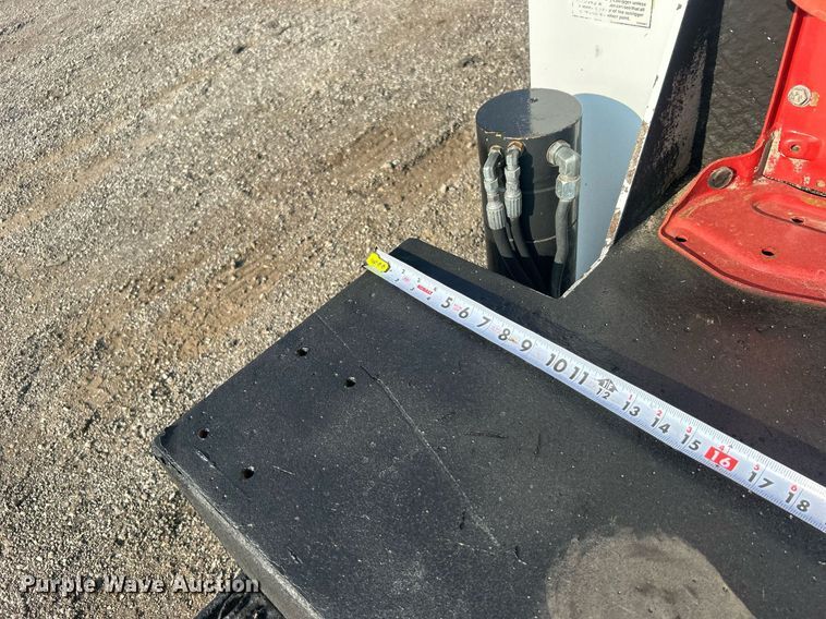 image for item EG1046 2007 Ford F750 Super Duty  utility / service truck