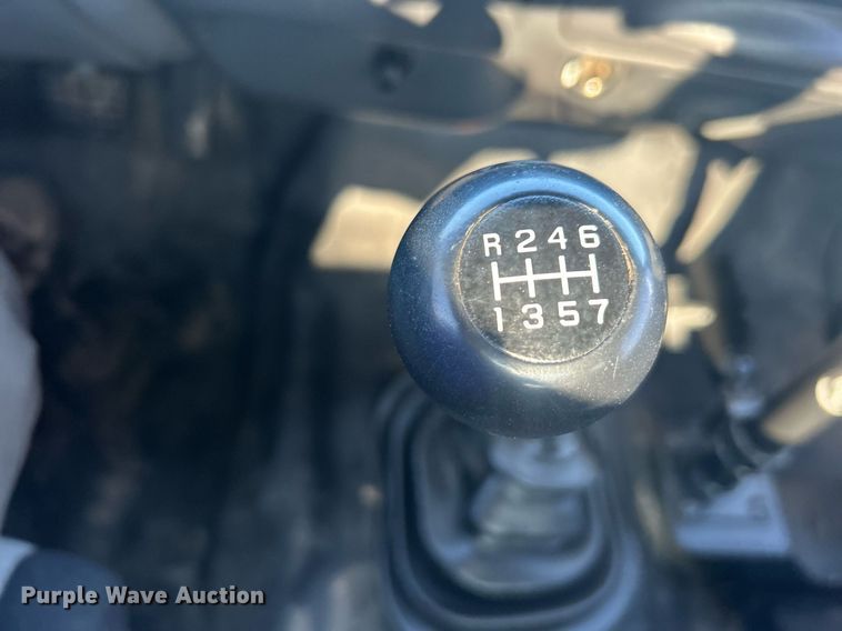 image for item EG1046 2007 Ford F750 Super Duty  utility / service truck