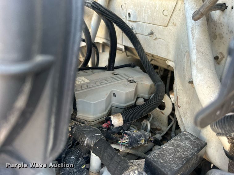 image for item EG1046 2007 Ford F750 Super Duty  utility / service truck