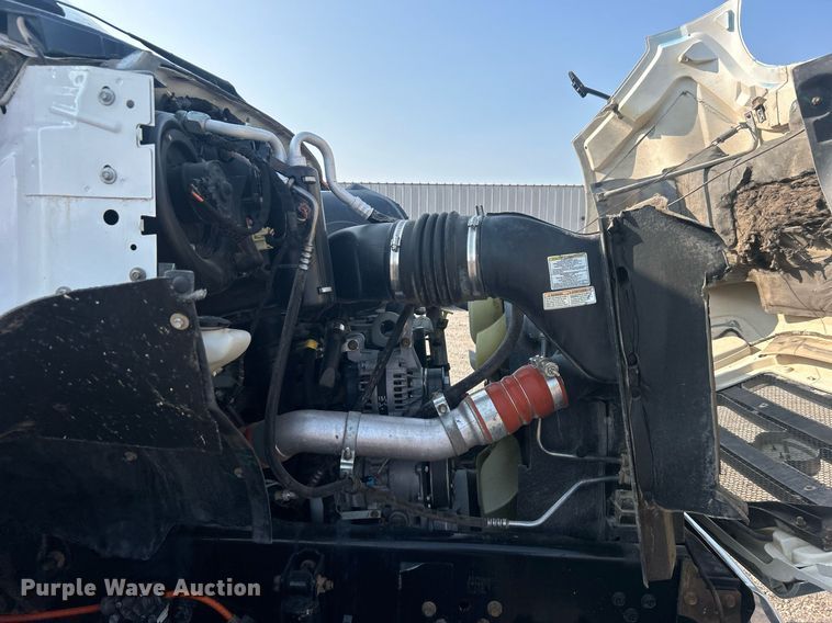 image for item EG1046 2007 Ford F750 Super Duty  utility / service truck