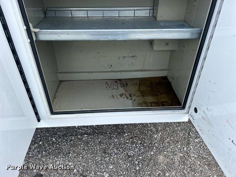 image for item EG1054 2016 Ford E450 utility van