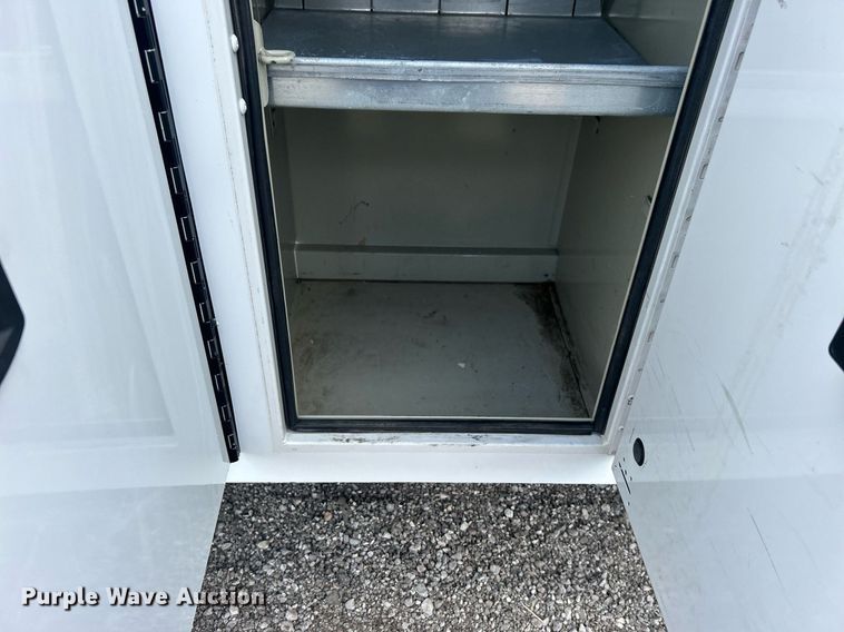 image for item EG1054 2016 Ford E450 utility van