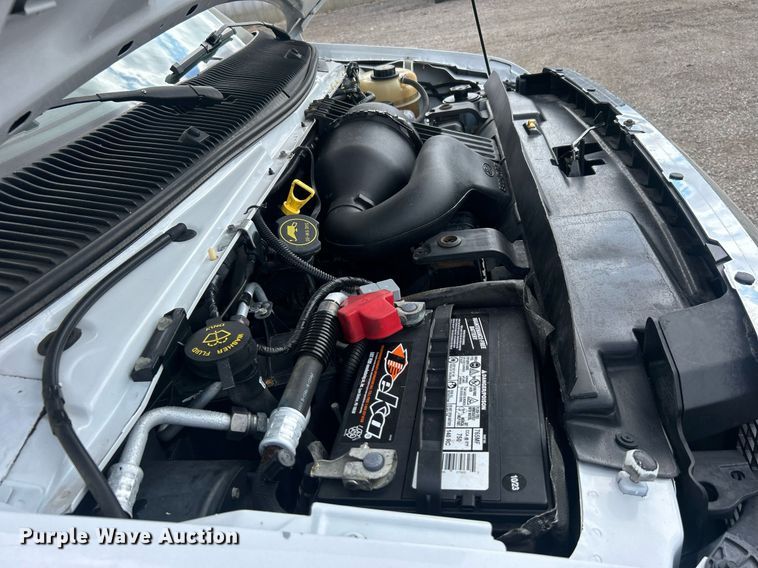 image for item EG1054 2016 Ford E450 utility van