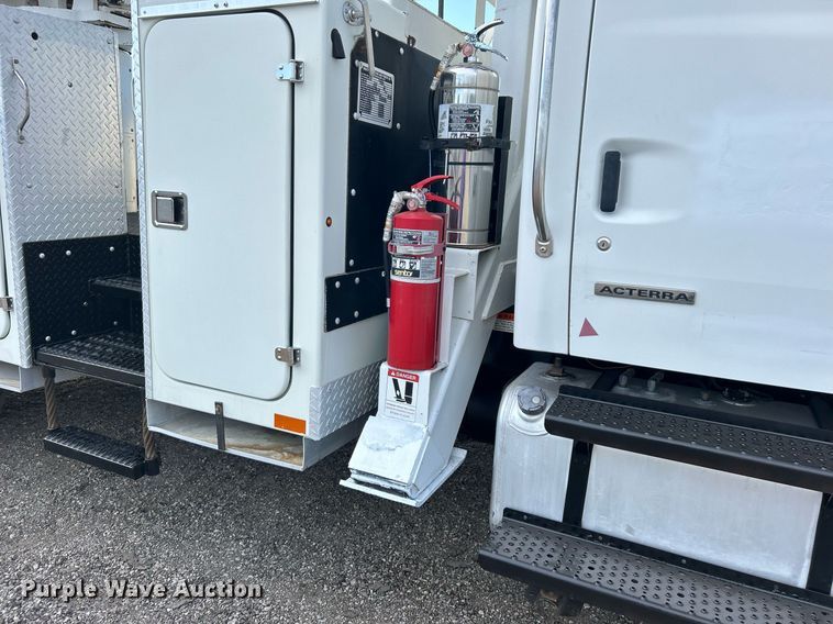 image for item EG1063 2007 Sterling Acterra bucket truck