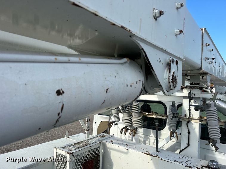 image for item EG1063 2007 Sterling Acterra bucket truck