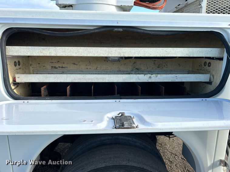 image for item EG1063 2007 Sterling Acterra bucket truck