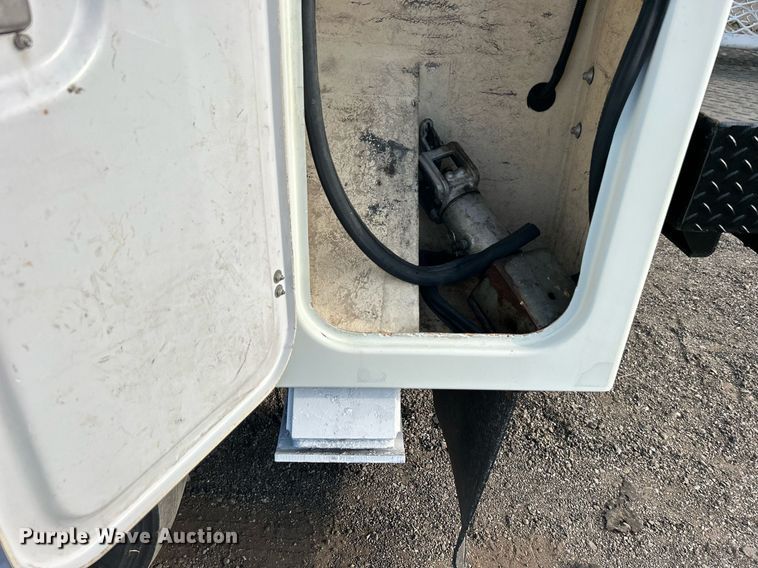 image for item EG1063 2007 Sterling Acterra bucket truck