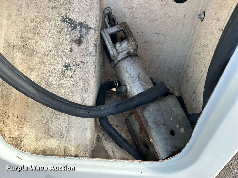 image for item EG1063 2007 Sterling Acterra bucket truck