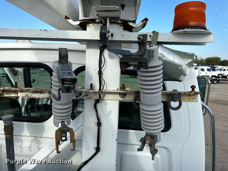 image for item EG1063 2007 Sterling Acterra bucket truck