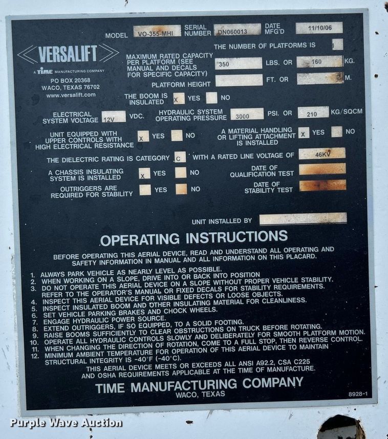 image for item EG1063 2007 Sterling Acterra bucket truck