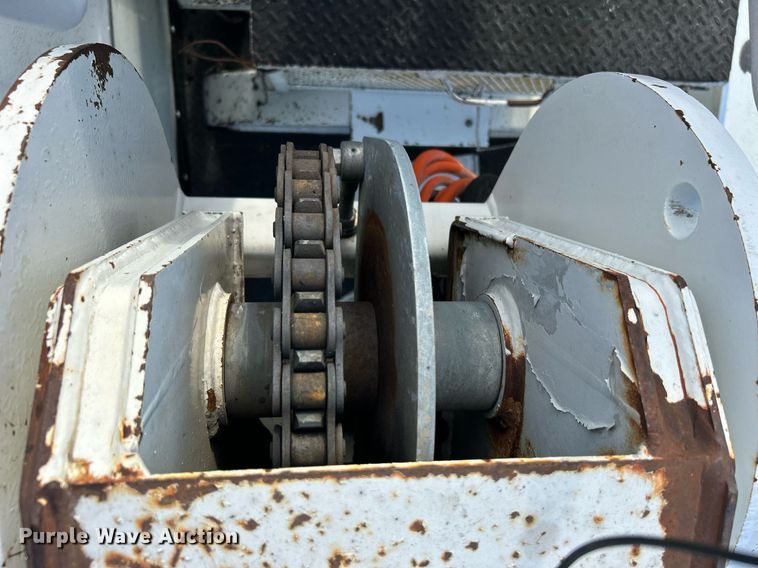 image for item EG1063 2007 Sterling Acterra bucket truck