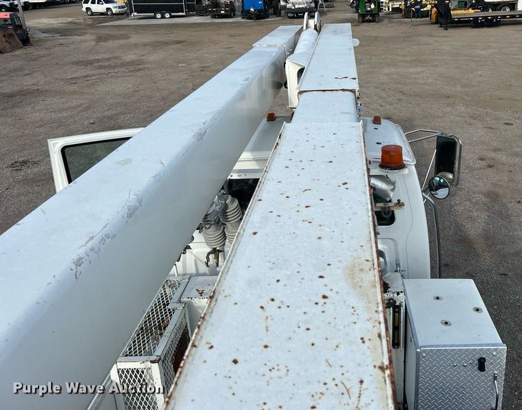 image for item EG1063 2007 Sterling Acterra bucket truck