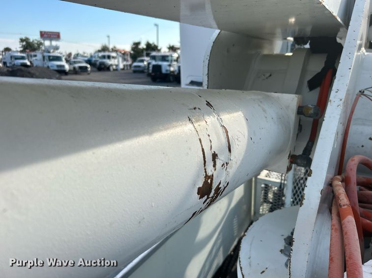 image for item EG1063 2007 Sterling Acterra bucket truck