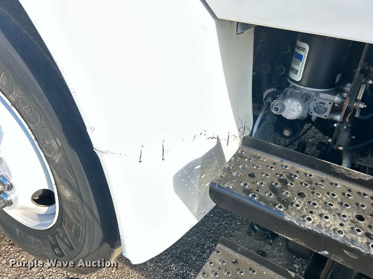 image for item EG1063 2007 Sterling Acterra bucket truck