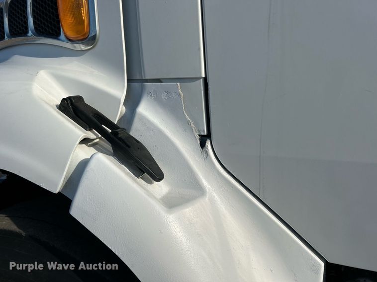 image for item EG1063 2007 Sterling Acterra bucket truck