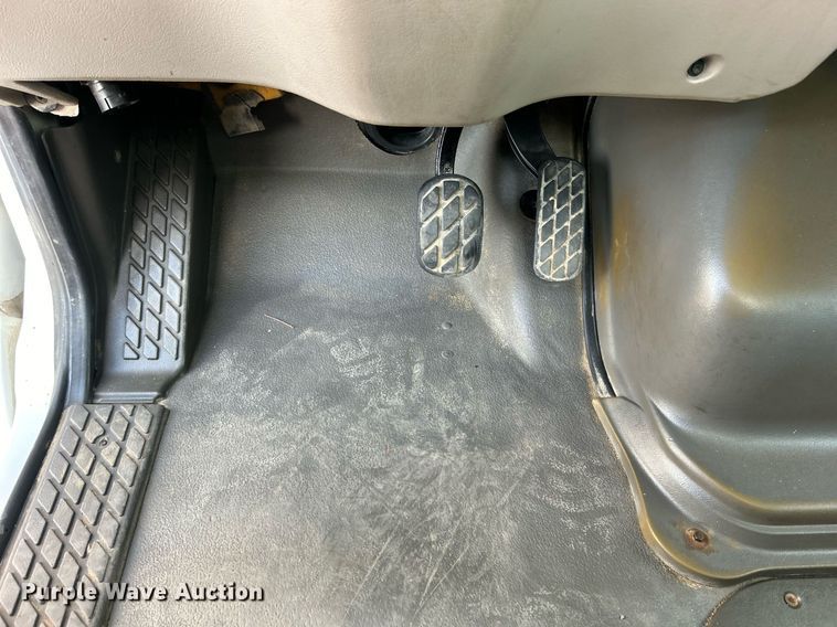 image for item EG1063 2007 Sterling Acterra bucket truck