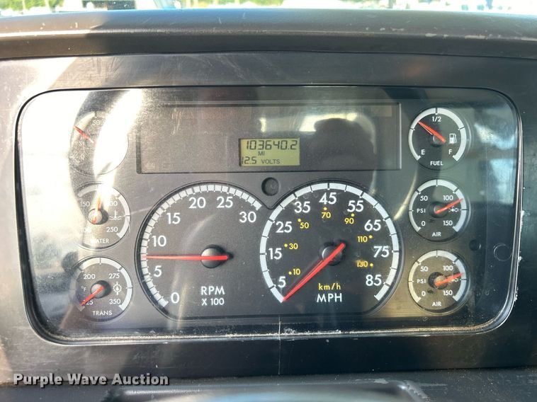 image for item EG1063 2007 Sterling Acterra bucket truck