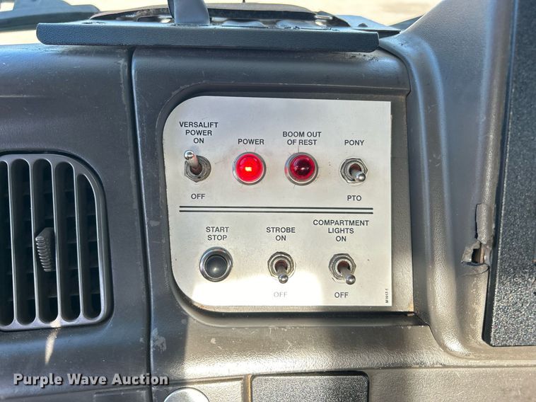 image for item EG1063 2007 Sterling Acterra bucket truck