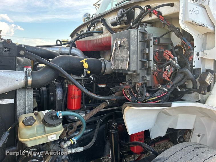 image for item EG1063 2007 Sterling Acterra bucket truck