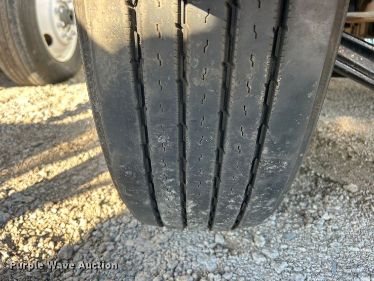 image for item EG1063 2007 Sterling Acterra bucket truck