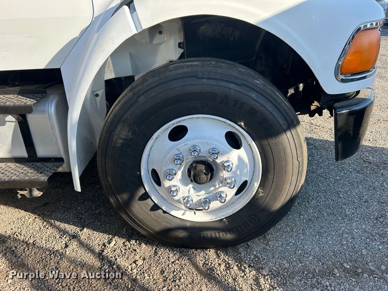 image for item EG1063 2007 Sterling Acterra bucket truck