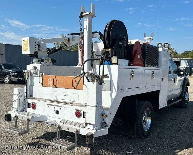 image for item EG1066 2016 Ford F550 Super Duty  Crew cab utility / service truck