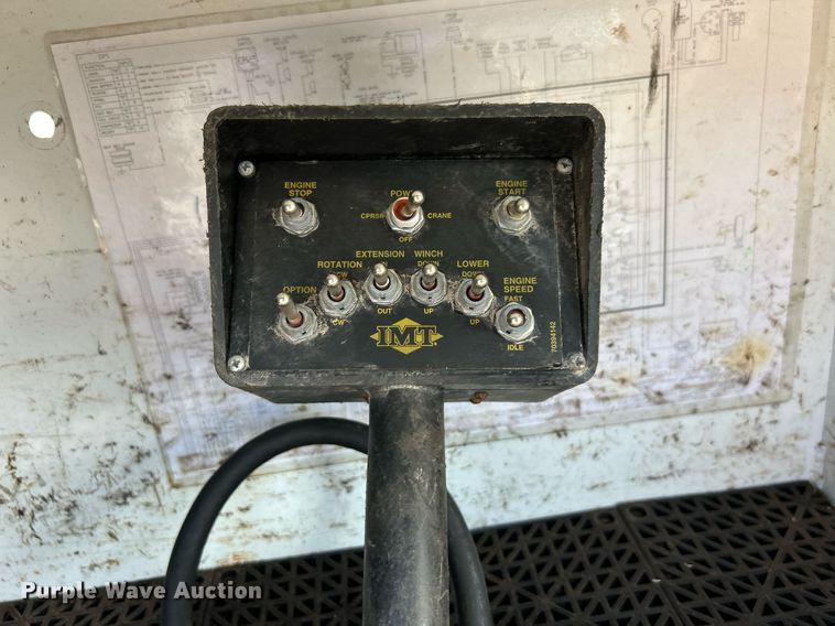 image for item EG1066 2016 Ford F550 Super Duty  Crew cab utility / service truck