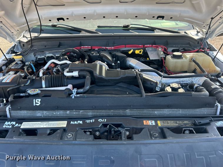 image for item EG1066 2016 Ford F550 Super Duty  Crew cab utility / service truck