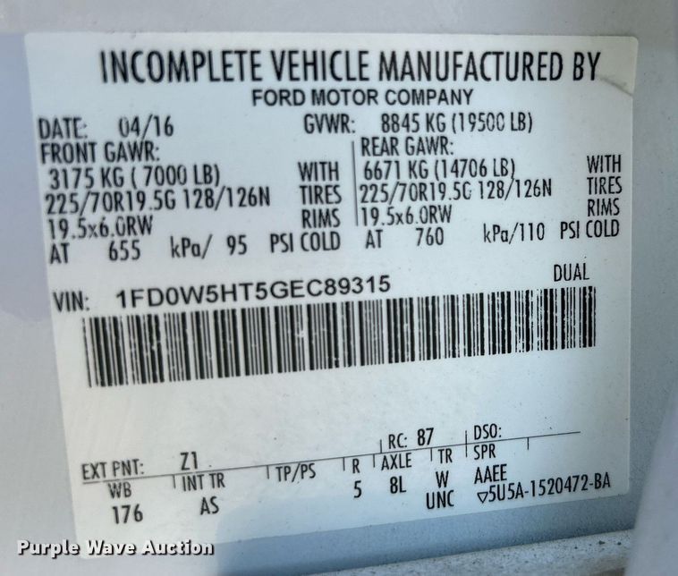 image for item EG1066 2016 Ford F550 Super Duty  Crew cab utility / service truck