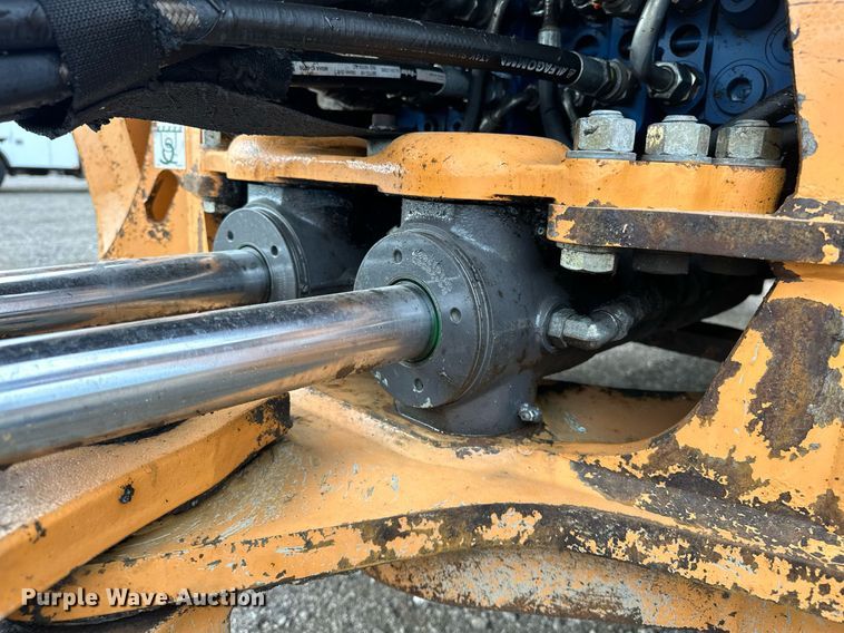 image for item EG1077 2016 Case 580 Super N  backhoe