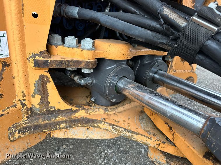 image for item EG1077 2016 Case 580 Super N  backhoe