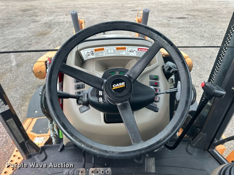 image for item EG1077 2016 Case 580 Super N  backhoe