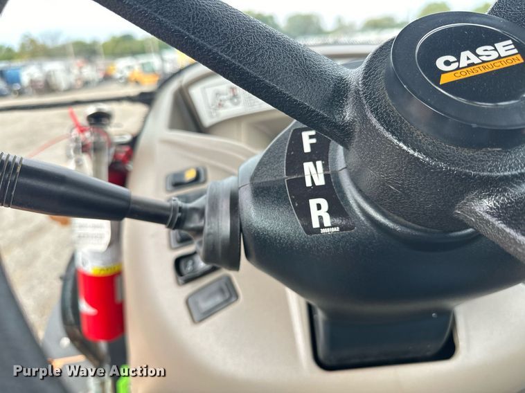 image for item EG1077 2016 Case 580 Super N  backhoe