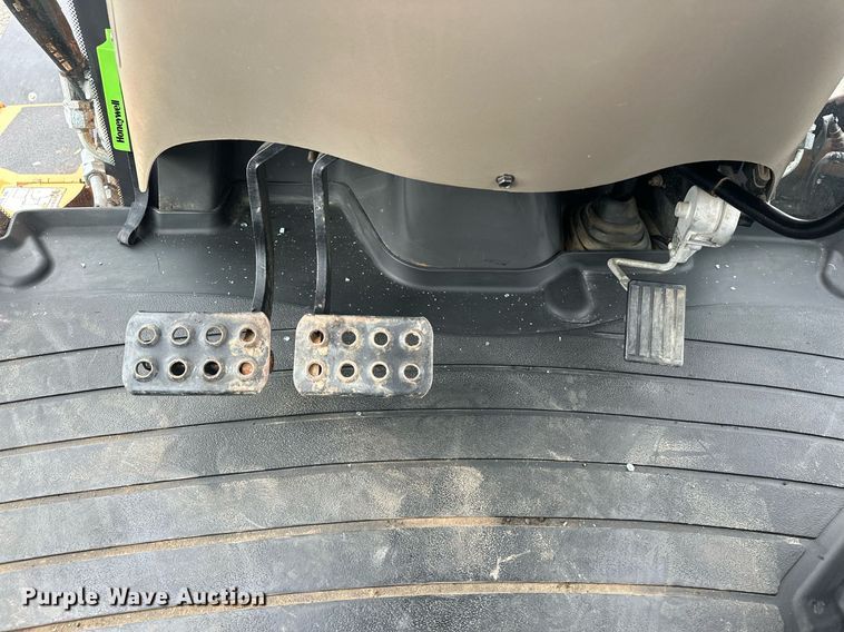 image for item EG1077 2016 Case 580 Super N  backhoe