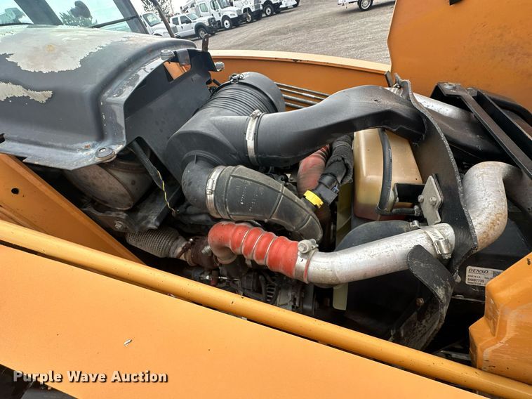 image for item EG1077 2016 Case 580 Super N  backhoe