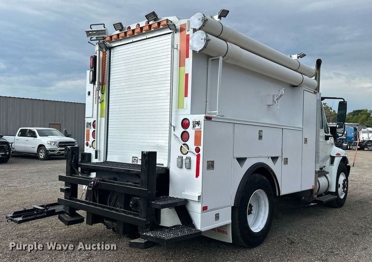image for item EG1083 2012 International DuraStar 4300 utility / service truck