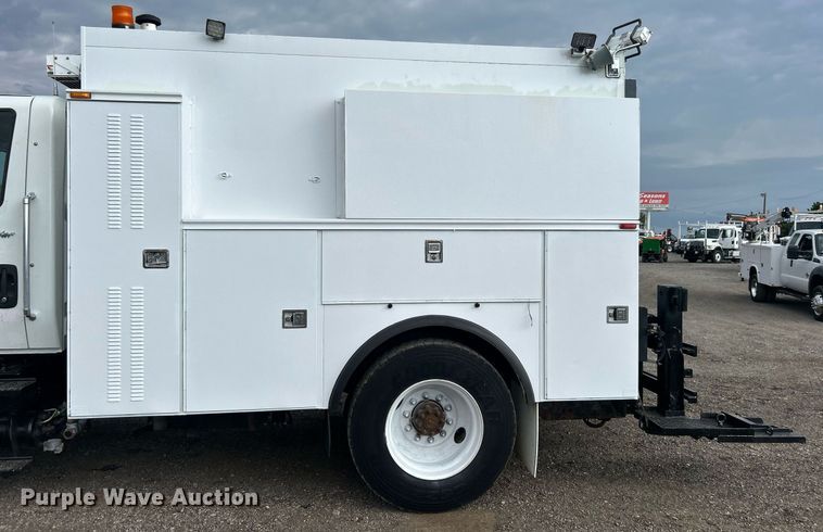 image for item EG1083 2012 International DuraStar 4300 utility / service truck