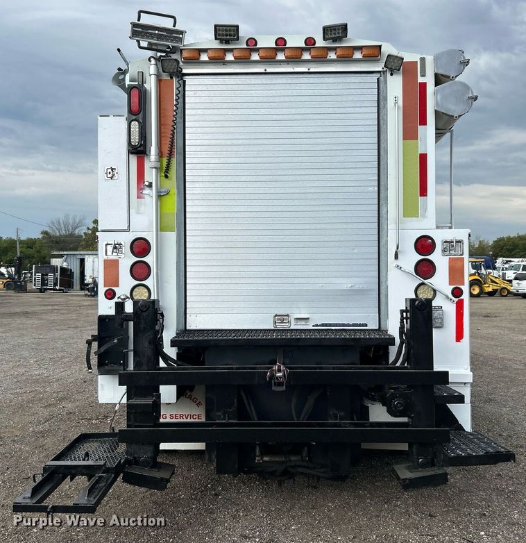 image for item EG1083 2012 International DuraStar 4300 utility / service truck