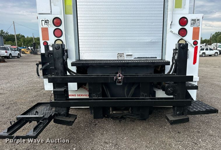 image for item EG1083 2012 International DuraStar 4300 utility / service truck