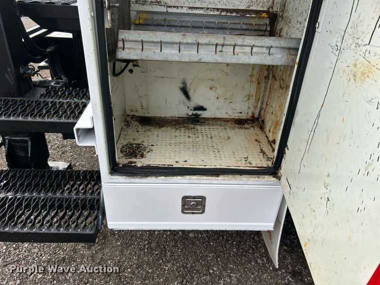 image for item EG1083 2012 International DuraStar 4300 utility / service truck