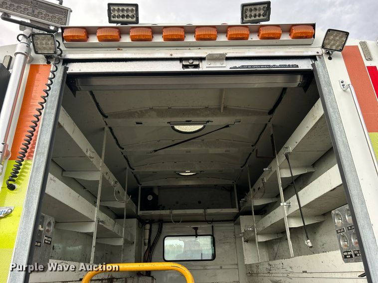 image for item EG1083 2012 International DuraStar 4300 utility / service truck