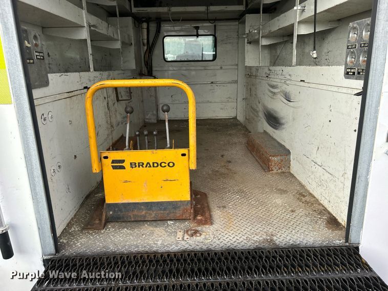 image for item EG1083 2012 International DuraStar 4300 utility / service truck