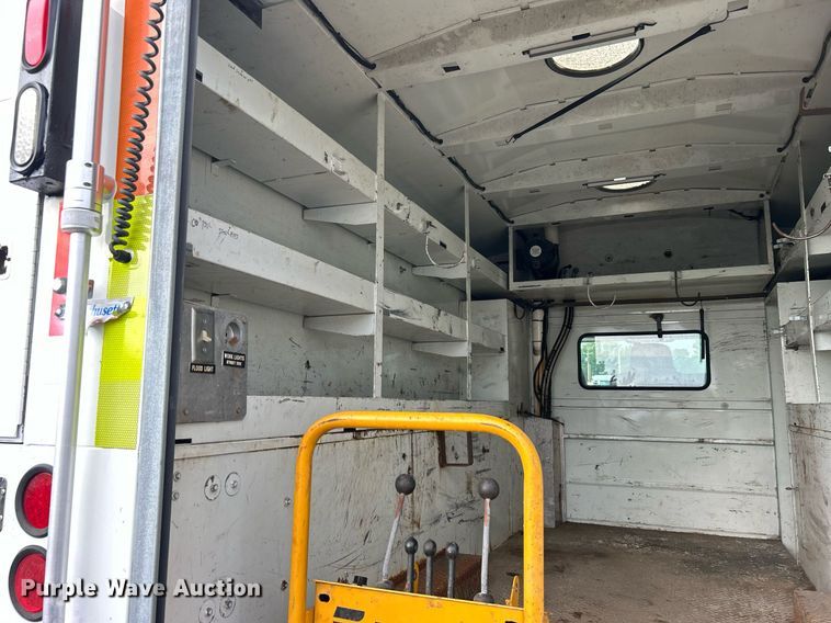 image for item EG1083 2012 International DuraStar 4300 utility / service truck