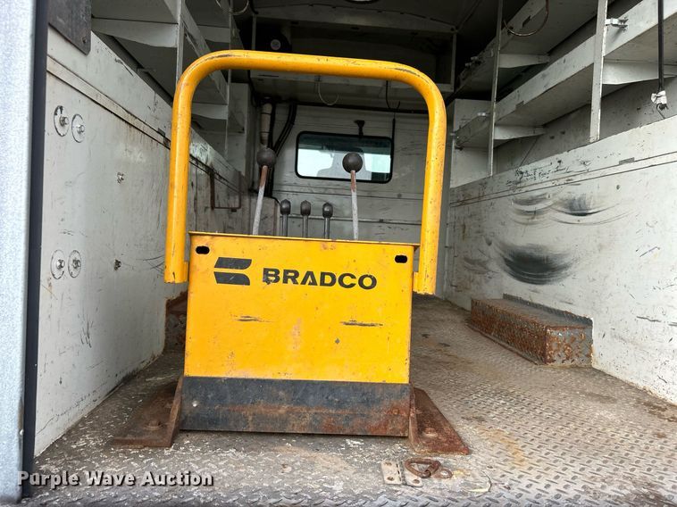 image for item EG1083 2012 International DuraStar 4300 utility / service truck