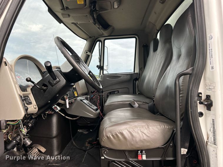 image for item EG1083 2012 International DuraStar 4300 utility / service truck