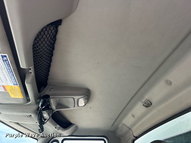 image for item EG1083 2012 International DuraStar 4300 utility / service truck