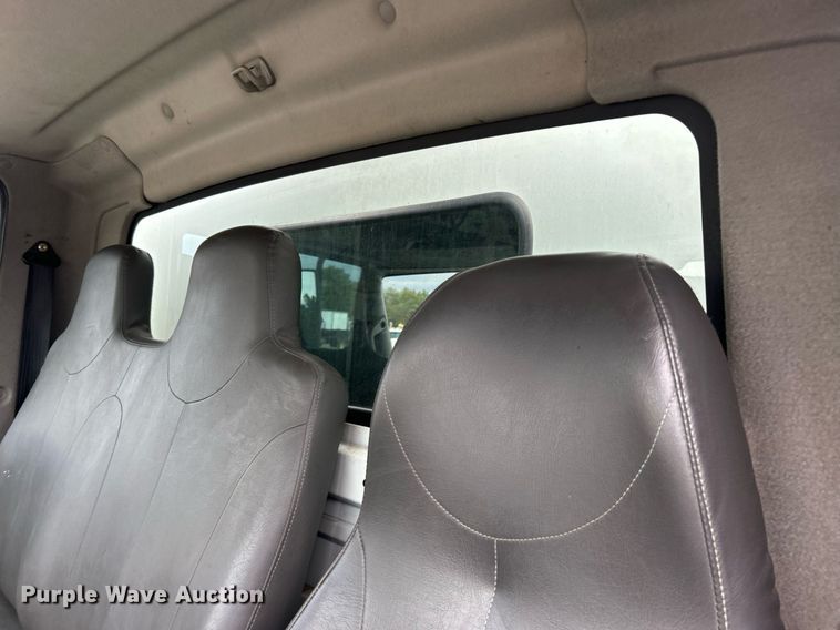 image for item EG1083 2012 International DuraStar 4300 utility / service truck